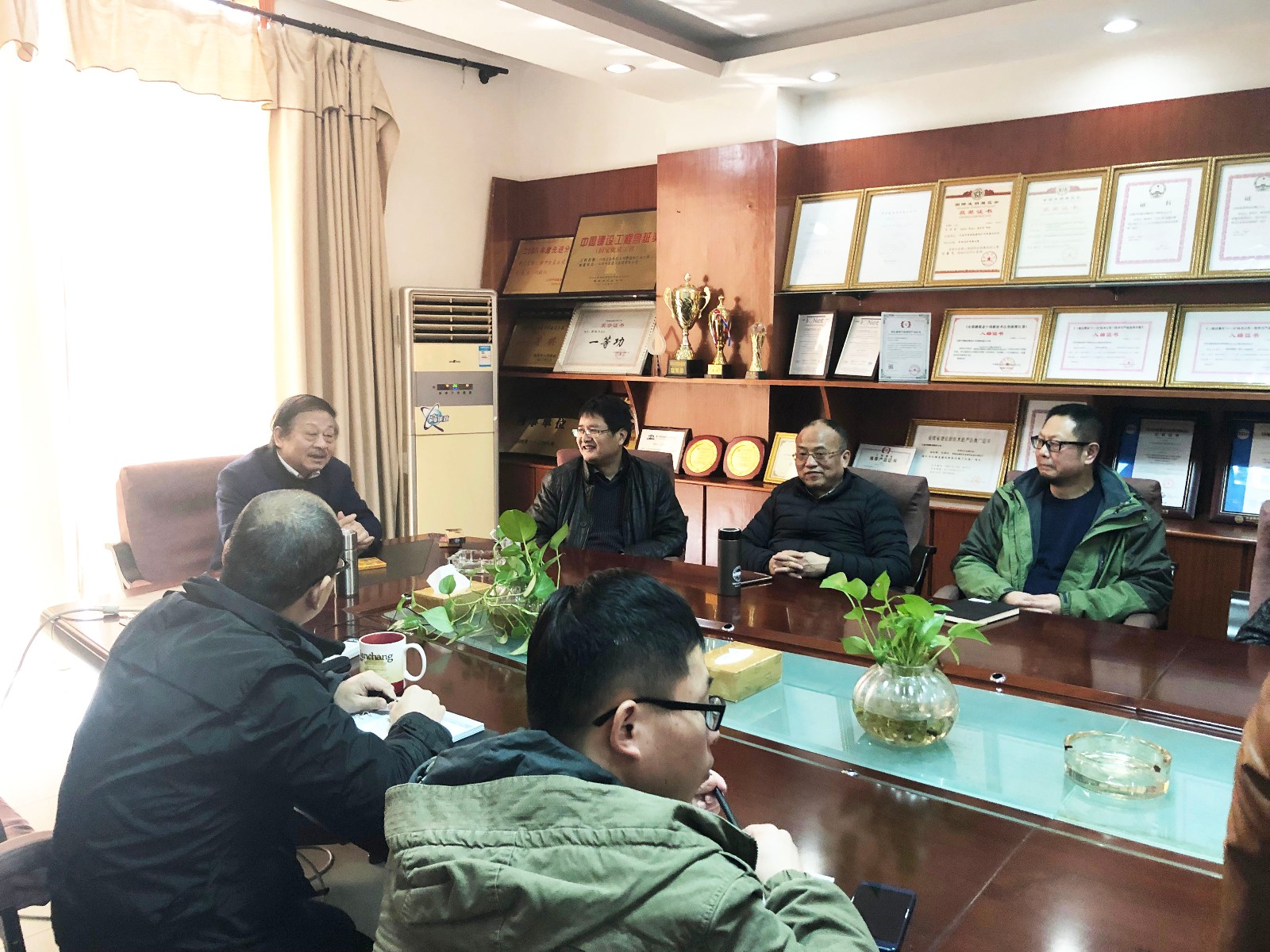 DSC_0009-.jpg DSC_0009-.jpg