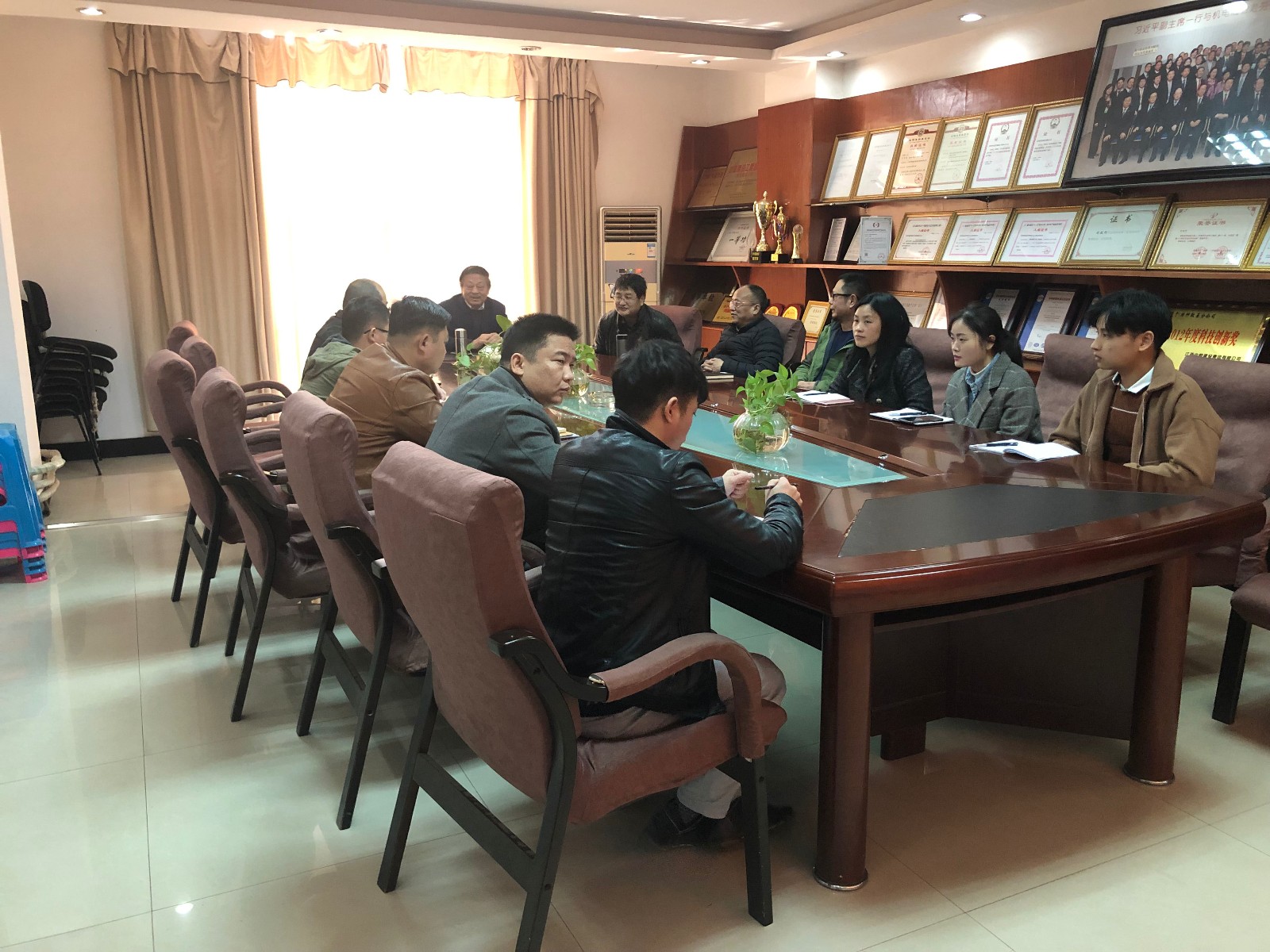 DSC_0014-.jpg DSC_0014-.jpg